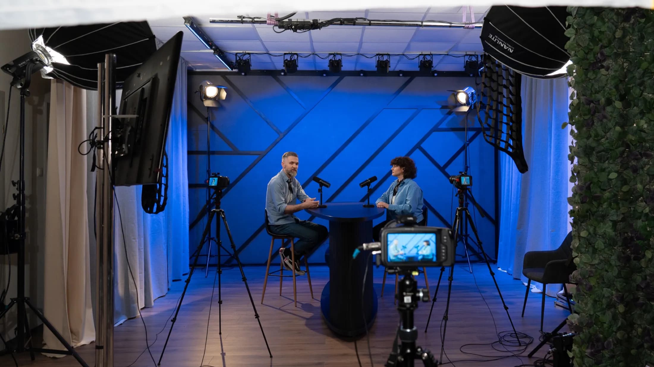 Kamery i oświetlenie podczas nagrania w OTAKO.studio 2